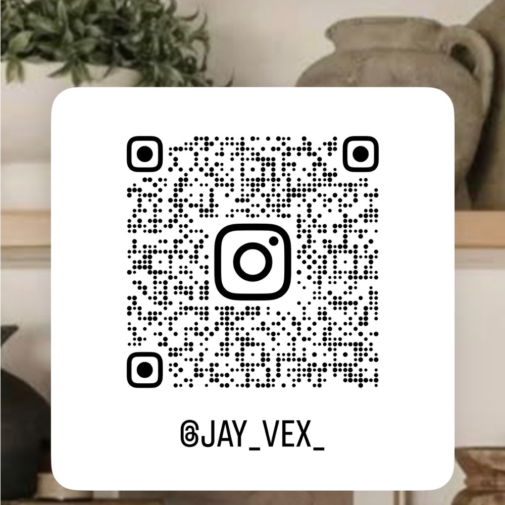 Follow me on Insta ✨